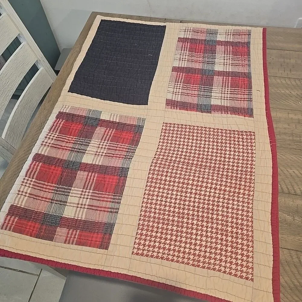 Vintage Woolrich Cotton Plaid Patchwork twin quilt 70